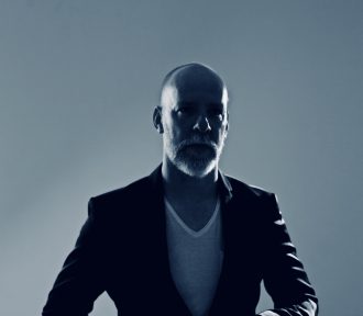 Dublin rocker eur(elle) goes on a solo ‘Run’
